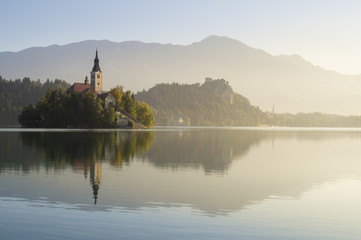 Obraz premium Bled with lake, island and mountains in background, Slovenia 