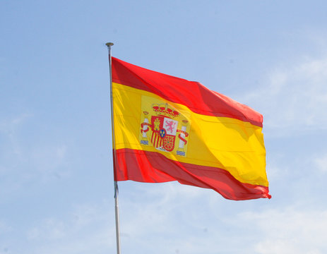 wehende spanische Flagge