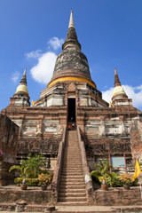 Fototapeta premium アユタヤのワット・チョイ・モンコン