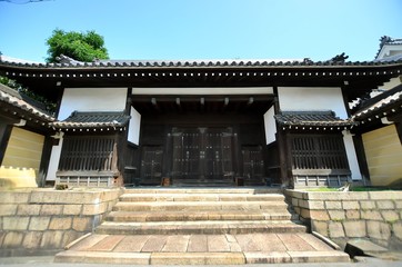 日本の神社の風景