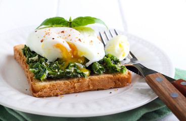 Creamy spinach and poached egg toast