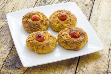 Meatballs with tomato