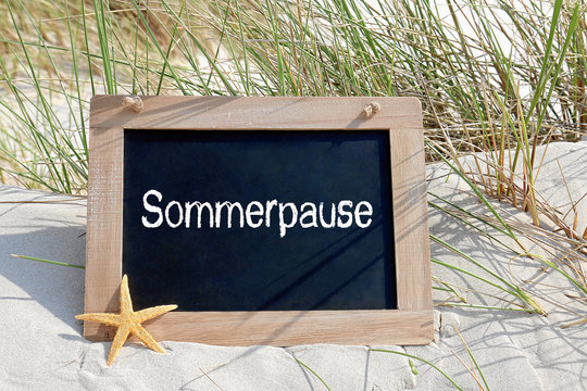 Holzschild Sommerpause