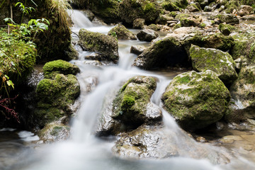 Verzauberte Wasserfälle in der Teufelsschlucht