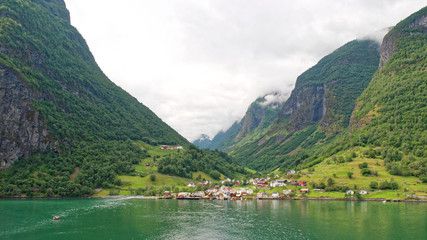 Fototapeta na wymiar village de Norvège.