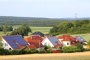 Neubaugebiet mit Solardächern