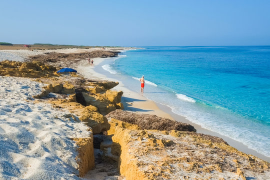 Mari Ermi beach