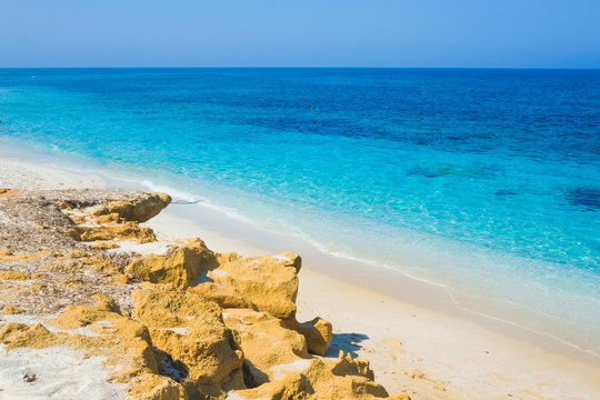 Mari Ermi beach