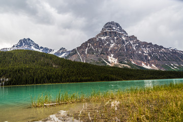 Peak and the river