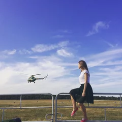Foto op Plexiglas девушка и вертолет © Irina84