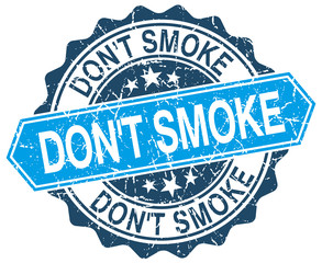 Obraz premium don't smoke blue round grunge stamp on white