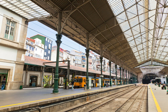 Sao Bento Railway Station in Porto city, Portugal
