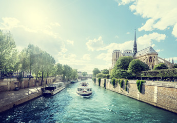 Seine and Notre Dame de Paris, Paris, France