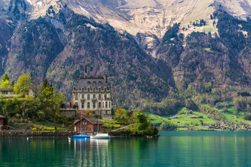 Fototapeta na wymiar Brienz Lake, Interlaken region in Switzerland