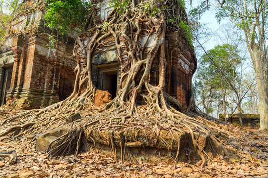 Ancient temple Koh Ke, Cambodia