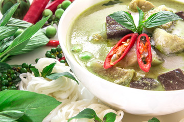 Green curry creamy coconut milk with chicken , Popular Thai food