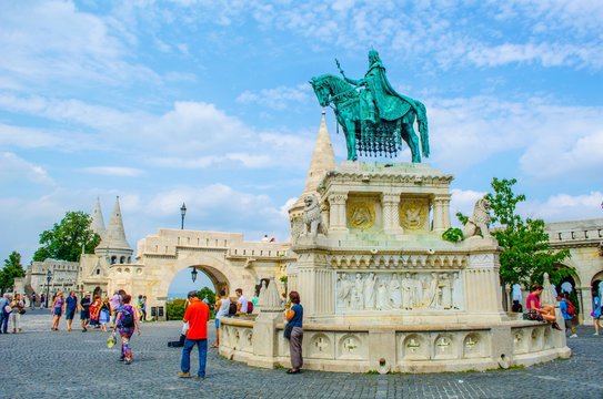 รูปภาพMatyas – เลือกดูภาพถ่ายสต็อก เวกเตอร์ และวิดีโอ1,843 | Adobe Stock