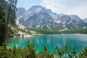Fototapeta na wymiar Lake Braies, Dolomites