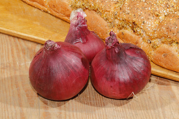  Zwiebeln, Charlotten, Gem&uuml;se, Brot