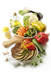 Cooked and raw vegetables