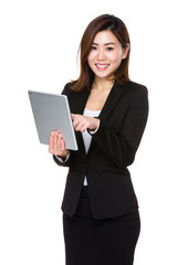 Asain businesswoman use of the tablet