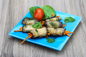 Eggplant rolls with carrot