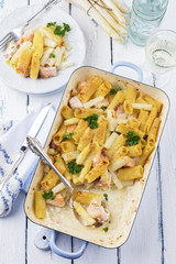 Pasta Backe with Salmon and Asparagus