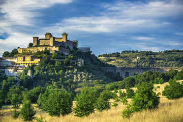 Fototapeta na wymiar View of the medieval castle Albornoz, and the town of Spoleto in