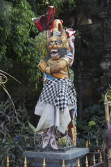 Obraz premium Tuluk Biyu Batur, Statue