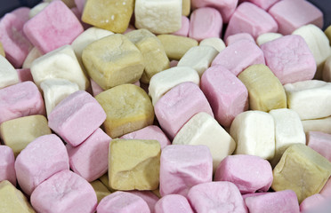 Eibischteigwürfel