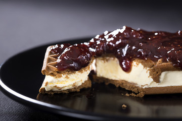 Ice cream sandwich