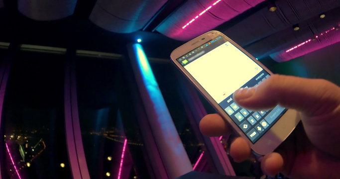 Writing a Message to Freind in Smartphone