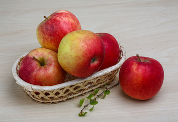 Few apples