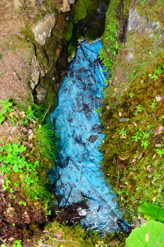 Depositi di woodwardite in acque sorgive -  Saint Marcel - Valle d'Aosta