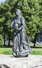 Памятник Охтинке. Санкт-Петербург. - obrazy, fototapety, plakaty