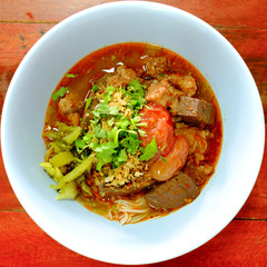 rice noodles with spicy pork sacue
