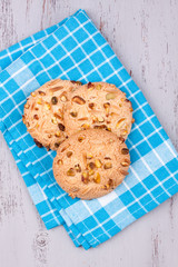 pistachio cookies