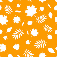 Seamless pattern with autumn leaves