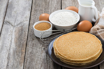 crepes and ingredients for their preparation