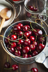 Ingredients for sweet cherry jam