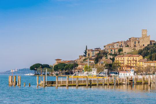 An small and beautiful medieval village on the shore of Lake Tra