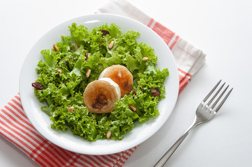 Ensalada de queso de cabra