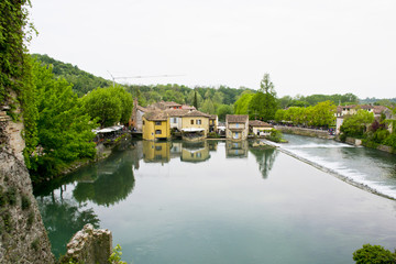 Fototapeta na wymiar Borghetto, beautiful village in the Veneto - Italy