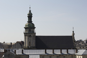 Fototapeta na wymiar dome of the Kornyakt's tower in Lviv