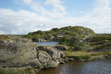 Fototapeta na wymiar Granitfelsen vor der Insel Marstrand in Bohuslän, Schweden