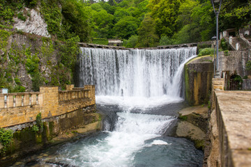 Fototapeta na wymiar Abkhazia, a beautiful waterfall .