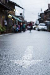 one-way street arrow