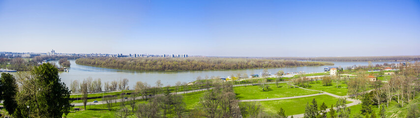 Fototapeta na wymiar Belgrade - confluence of the danube and sava rivers
