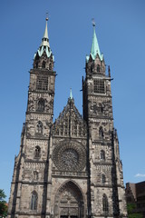 Fototapeta na wymiar St Lorenz Nürnberg