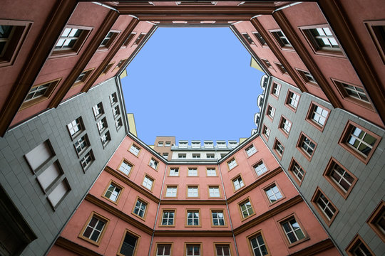 Cortile ottagonale